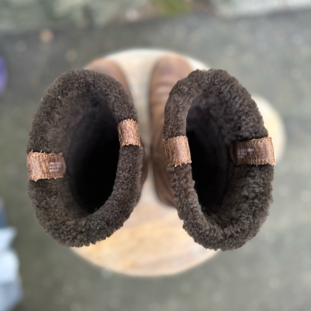 BORN Women’s Fleece lined Leather Harness boots. Weathered brown. Size 8. - Picture 8 of 9